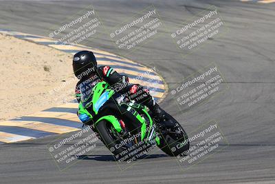 media/Mar-28-2022-Superbike Trackdays (Mon) [[b8603d0f67]]/Open Track Time/Turns 9 and 10/